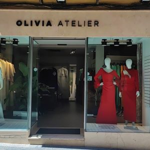 Atelier Jaén Olivia, especialista en moda a medida por Franc Sarabia.