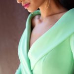 Consejos para elegir el vestido de invitada perfecto con Franc Sarabia.